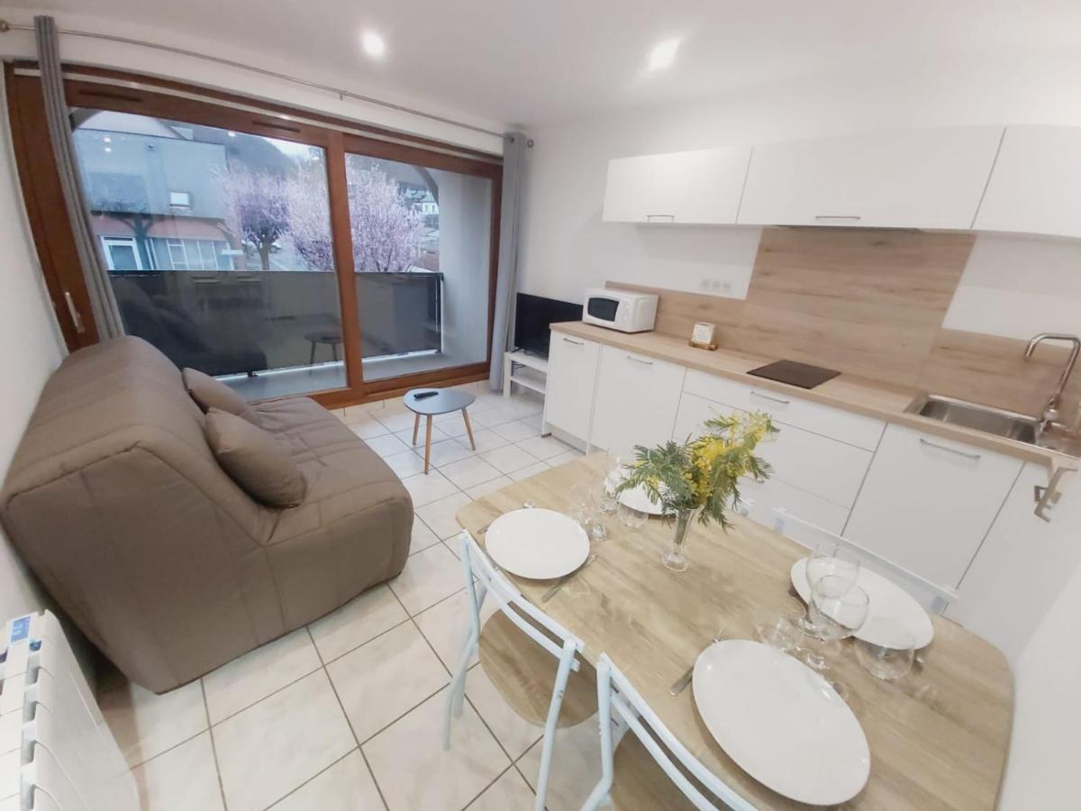 Appartement T2 Avec Balcon A Argeles Gazost Exterior foto