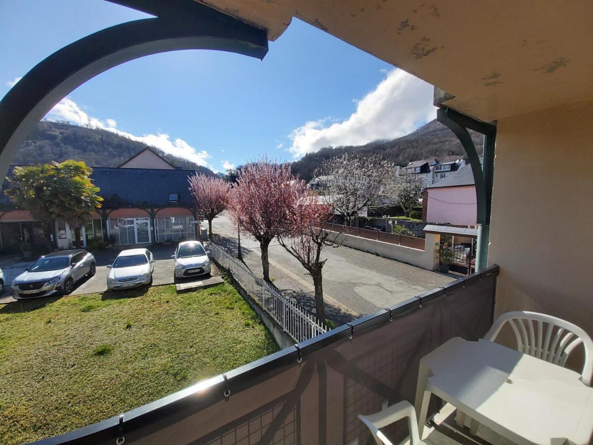 Appartement T2 Avec Balcon A Argeles Gazost Exterior foto